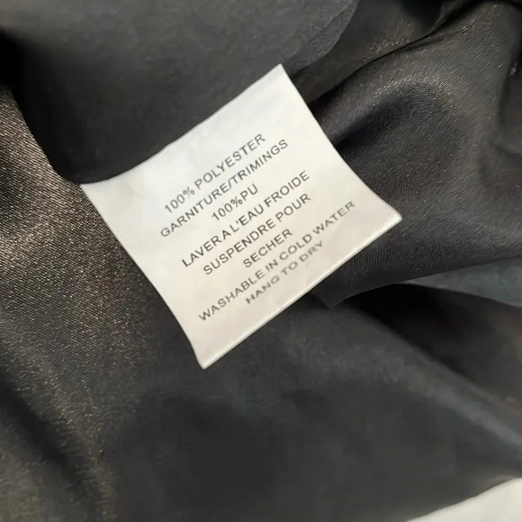 ARTIZAN ROBIN BARRE NWOT Black Faux Fur Vest Lined With Hood Pockets, Size L/XL - Picture 10 of 11